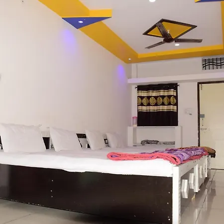 Shree Gurudham Homestay Ujjain Exterior photo